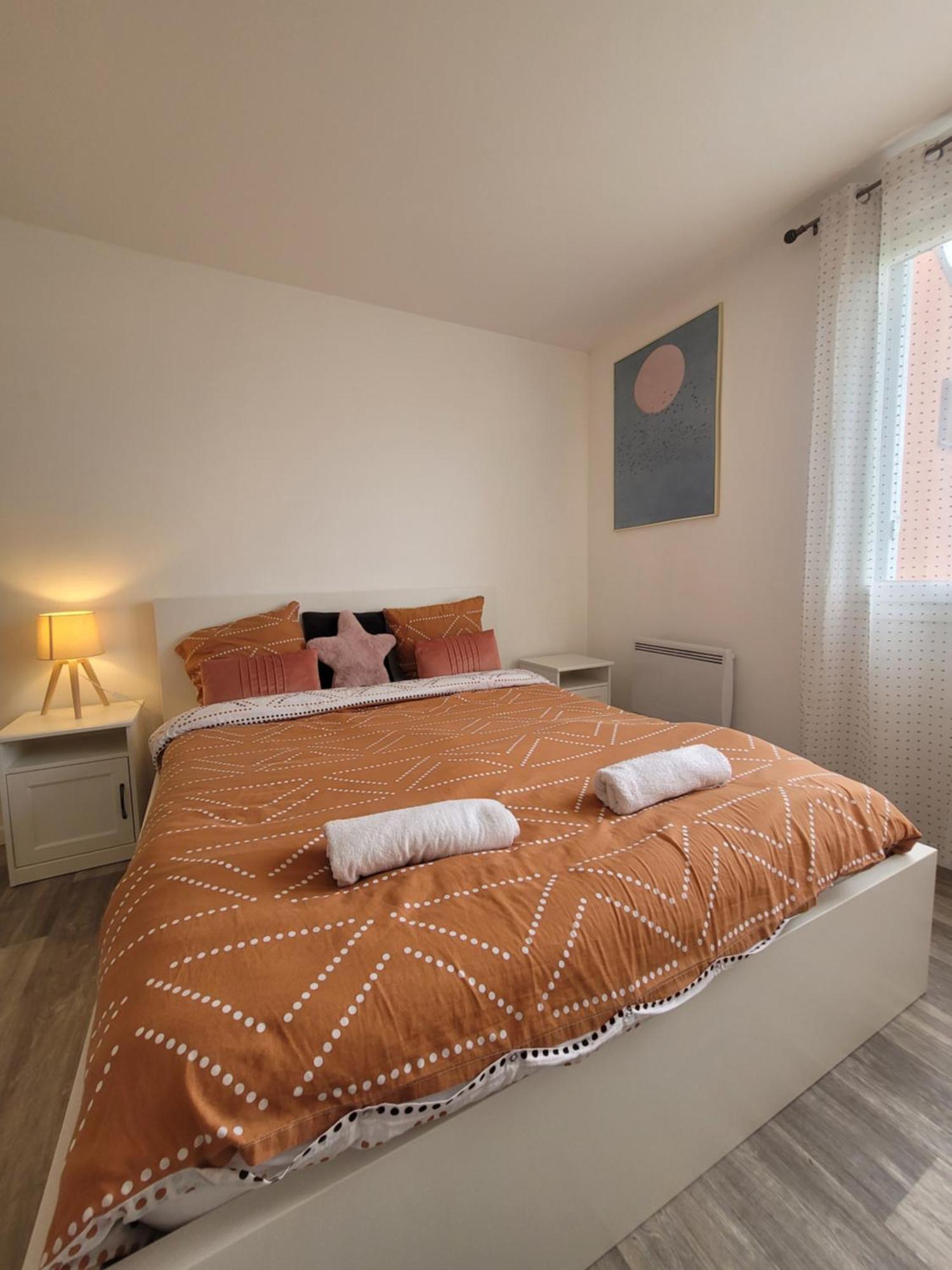 Parisian Retreat Pour 5 Personnes - 12 Min De Paris - Proche Gare Apartment Deuil-la-Barre Екстериор снимка